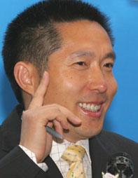 中央電視臺廣告經濟信息中心主任、經濟頻道總監(jiān)郭振璽