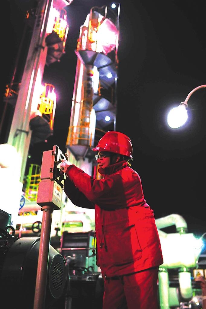 蘭州熱電公司提前開閘送熱鍋爐、管網(wǎng)運行狀況良好