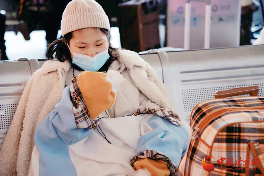 春運故事：歸途的車站，有溫情、愛情，還有堅守