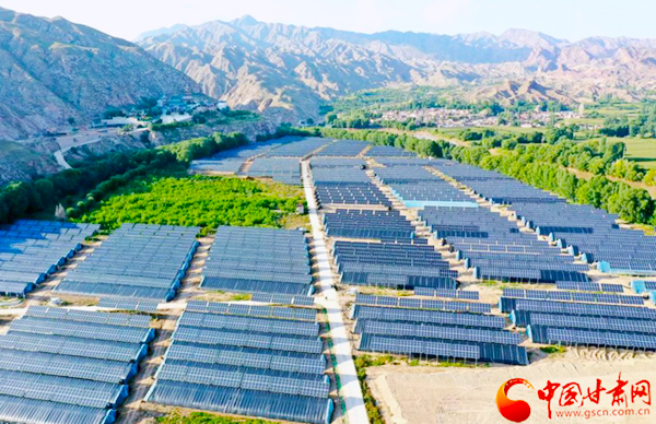 【奮斗百年路 啟航新征程 脫貧攻堅答卷】以村為家，把貧困戶當家人——記全國脫貧攻堅先進個人錢有