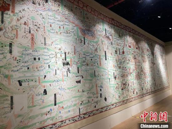 圖為展覽現(xiàn)場(chǎng)?！〗瓧顭?攝