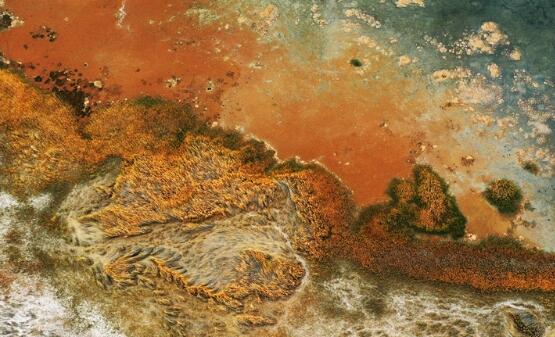 【“飛閱”中國】航拍明塘湖濕地：“煙霞火?！彼仆庑乔?>
        </a><em>【“飛閱”中國】航拍明塘湖濕地：“煙霞火海”似外星球</em></li>

                </ul>
            </div>
            <!-- public platform -->
            <div   id=