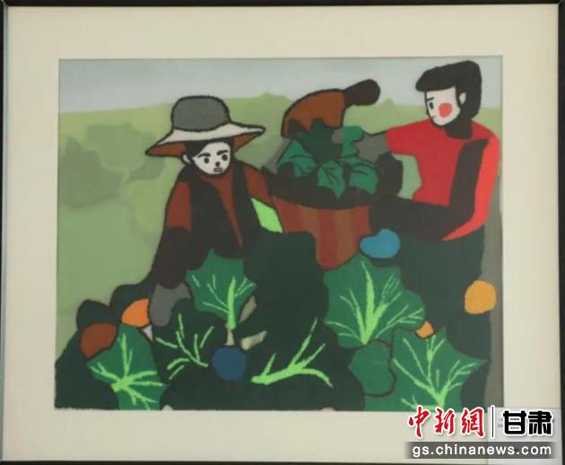 皋蘭縣高原夏菜項(xiàng)目幫助當(dāng)?shù)貗D女增收致富。刺繡 黃淑娟 繡稿 趙海科